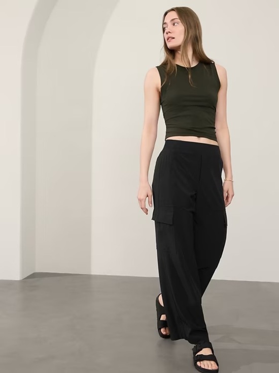 Athleta Pants - ATHLETA Brooklyn Heights High Rise Cargo Pant Wide Legs in Black - 0 Petite